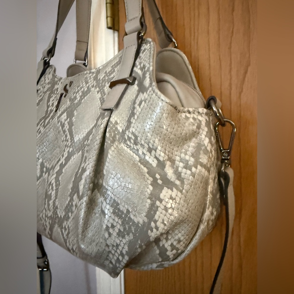 Simply Vera Vera Wang Gray Python Snakeskin Print… - image 3